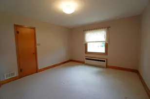 607 Hudson St, Stockton, IL 61085 - Photo 15