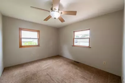 539 Central Avenue, Genoa, IL 60135 - Photo 17