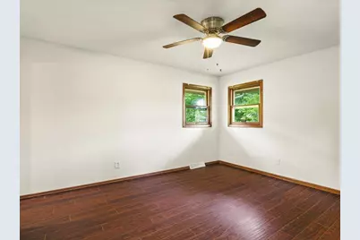 3919 Falling Leaf Drive, Rockford, IL 61109 - Photo 11
