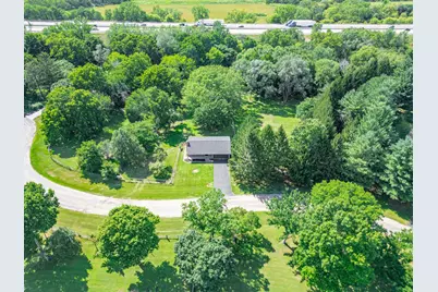 6816 Stardust Trail, Roscoe, IL 61073 - Photo 3