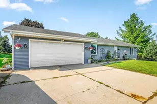 6353 Abernathy Way, Roscoe, IL 61073 - Photo 5