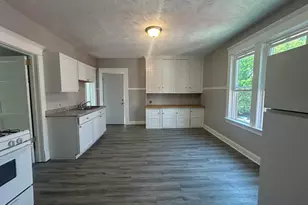 1421 Charles St, Rockford, IL 61104 - Photo 11