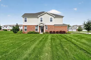 1308 Draper Rd, McHenry, IL 60050 - Photo 3