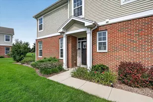 1308 Draper Rd, McHenry, IL 60050 - Photo 5