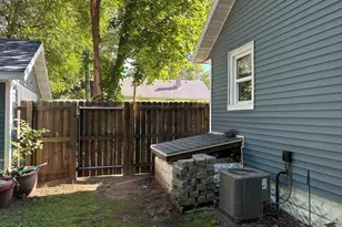313 N Horace Ave, Rockford, IL 61101 - Photo 5