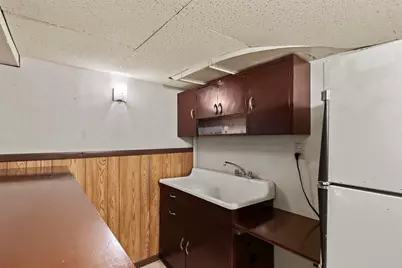 838 N 1st St, Rockford, IL 61107 - Photo 13