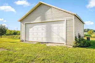 21 N Summer Hill Rd, Polo, IL 61064 - Photo 33