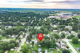 725 11th St, Dekalb, IL 60115 - Photo 31