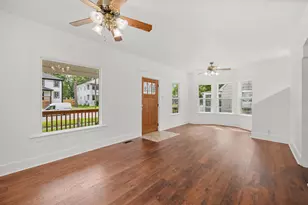 725 11th St, Dekalb, IL 60115 - Photo 3