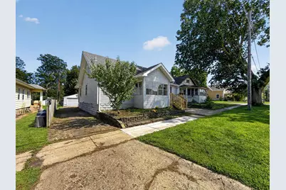 1022 13th Street, Rockford, IL 61104 - Photo 5