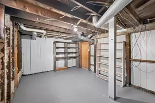 1022 13th St, Rockford, IL 61104 - Photo 27