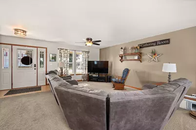 103 Evergreen Drive, Kirkland, IL 60146 - Photo 5