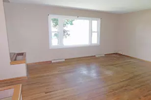 519 Ravine Ave, South Beloit, IL 61080 - Photo 5