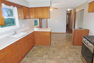 519 Ravine Ave, South Beloit, IL 61080 - Photo 13