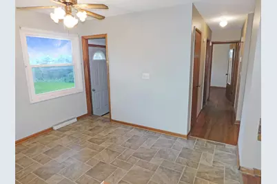 519 Ravine Avenue, South Beloit, IL 61080 - Photo 9