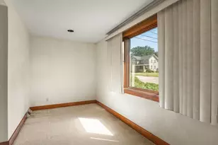15 W Walnut St, Cedarville, IL 61013 - Photo 11