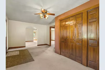 15 W Walnut Street, Cedarville, IL 61013 - Photo 7