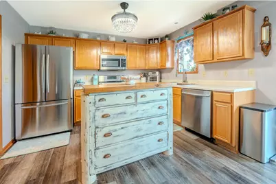 4244 Westridge Drive, Winnebago, IL 61088 - Photo 7