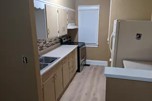 2201-2203 Hancock St, Rockford, IL 61103 - Photo 11