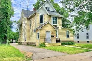 1341 Charles St, Rockford, IL 61104 - Photo 1