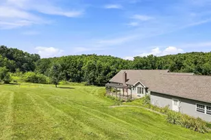 1135 W Menzemer, Elizabeth, IL 61028 - Photo 47