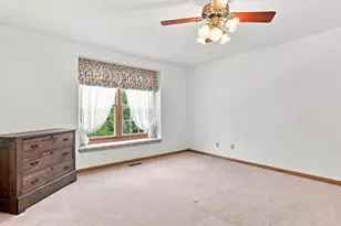 1135 W Menzemer, Elizabeth, IL 61028 - Photo 19