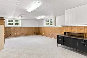 1135 W Menzemer, Elizabeth, IL 61028 - Photo 31