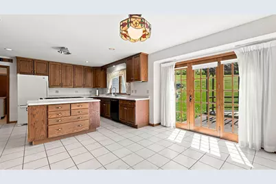 1135 W Menzemer, Elizabeth, IL 61028 - Photo 7