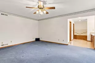 1135 W Menzemer, Elizabeth, IL 61028 - Photo 23