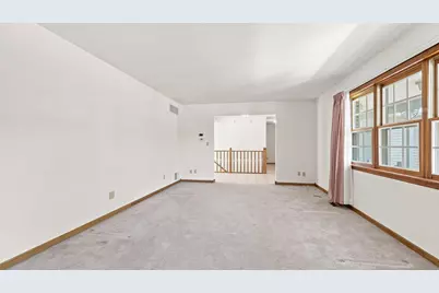 1135 W Menzemer, Elizabeth, IL 61028 - Photo 13