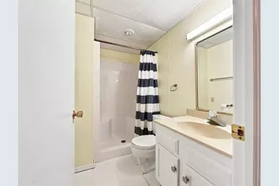 801 Quail Ridge Drive, Freeport, IL 61032 - Photo 19