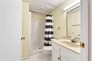 801 Quail Ridge Dr, Freeport, IL 61032 - Photo 19