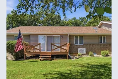 801 Quail Ridge Drive, Freeport, IL 61032 - Photo 3