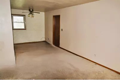 2618 Forsythia Drive, Rockford, IL 61102 - Photo 5