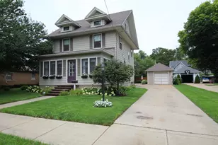 410 E Hurlbut, Belvidere, IL 61008 - Photo 3