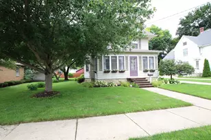 410 E Hurlbut, Belvidere, IL 61008 - Photo 5