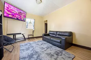 2331 18th Ave, Rockford, IL 61104 - Photo 9