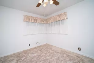 106 Superior Ave, Machesney Park, IL 61115 - Photo 15