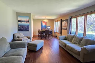 9375 Winterfield Ln, Roscoe, IL 61073 - Photo 5