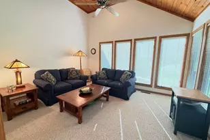 38 Longwood Dr, Galena, IL 61036 - Photo 13
