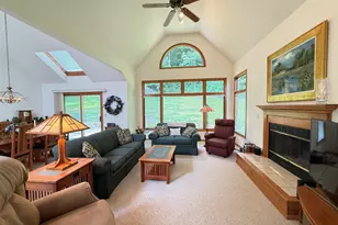 38 Longwood Dr, Galena, IL 61036 - Photo 5