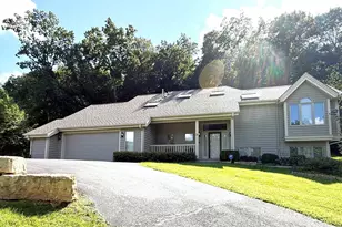 38 Longwood Dr, Galena, IL 61036 - Photo 31