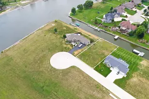 1277 Summerland Ky, Machesney Park, IL 61103 - Photo 1