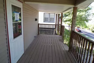822 N 4th St, Savanna, IL 61074 - Photo 3