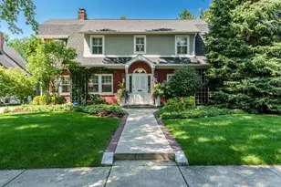 2314 Clinton Pl, Rockford, IL 61103 - Photo 3