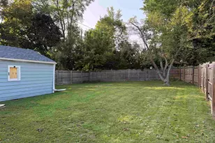 108 Skylark Dr, Rockford, IL 61107 - Photo 9