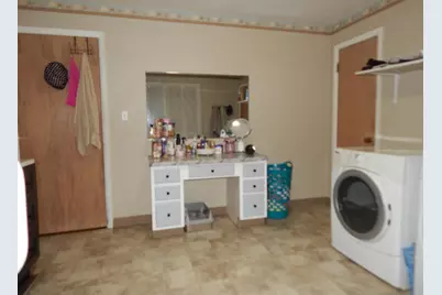 1474 S Carroll Avenue, Freeport, IL 61032 - Photo 39