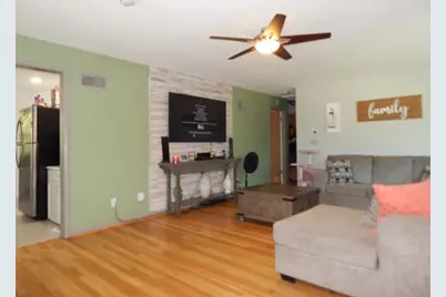 1474 S Carroll Avenue, Freeport, IL 61032 - Photo 13