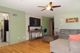 1474 S Carroll Ave, Freeport, IL 61032 - Photo 13
