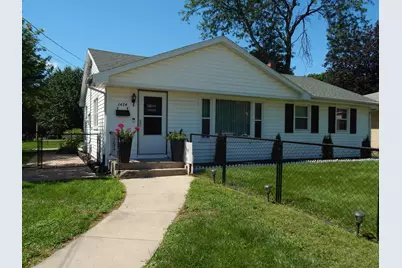 1474 S Carroll Avenue, Freeport, IL 61032 - Photo 3